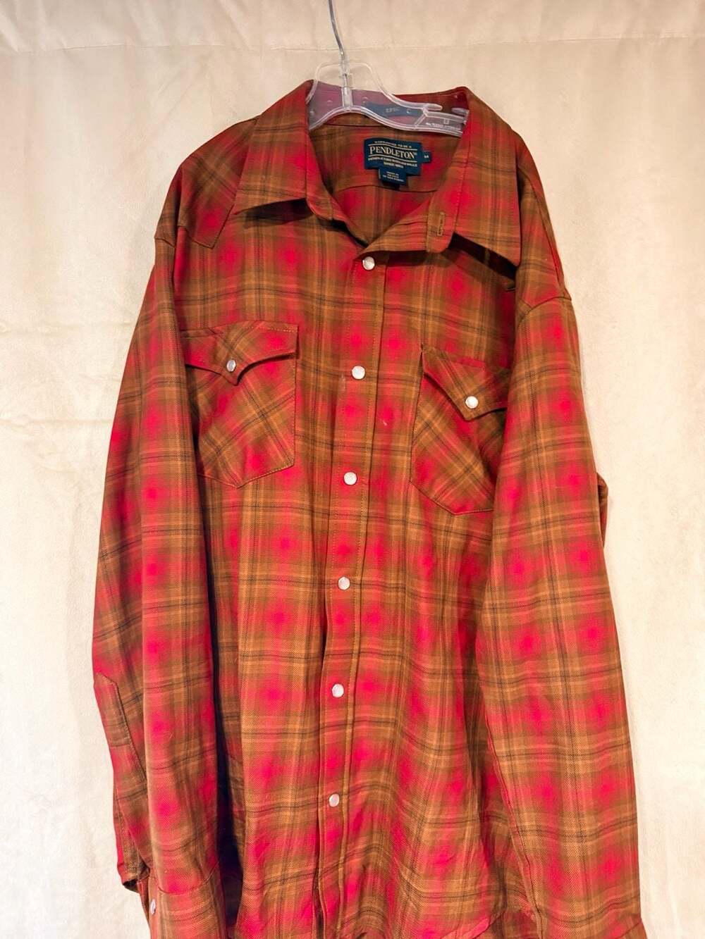 Pendleton Woolen Mills Red and Brown Plaid Pearl Snap Western Shirt Size M